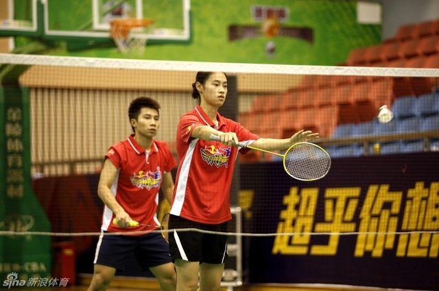 武汉楚天一队闯入4强