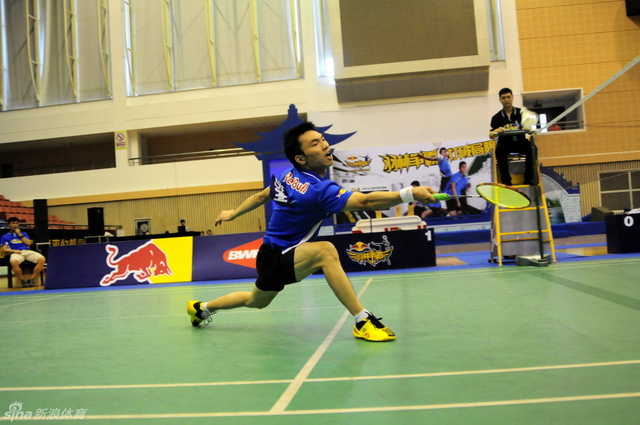 东区冠军苏州皇家住宅队男单选手