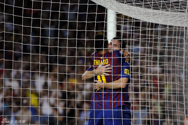 2011年8月29日与梅西拥抱