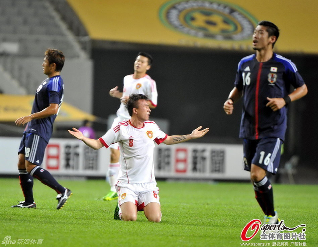 王永珀摊开双手很无奈