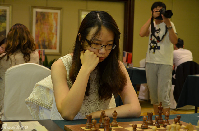 丁亦昕小家碧玉