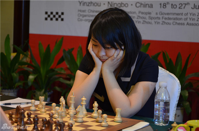 中国队一台居文君