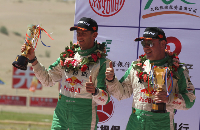 全场亚军斯柯达红牛车队麦克西与领航