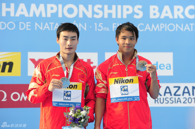 秦凯何冲获得冠军