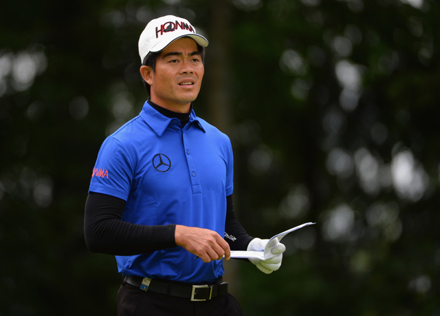 梁文冲并列领先