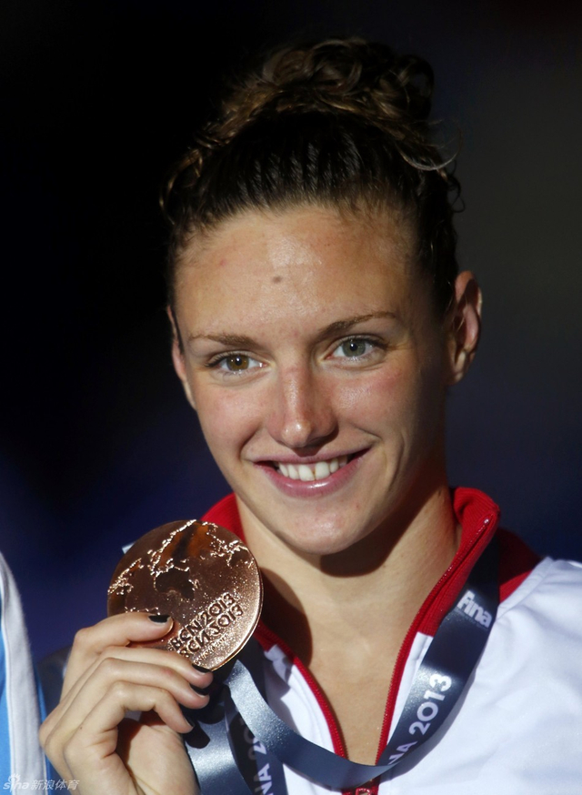 获得铜牌的匈牙利选手卡婷卡