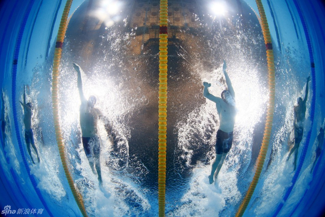 美国和俄罗斯竞争激烈