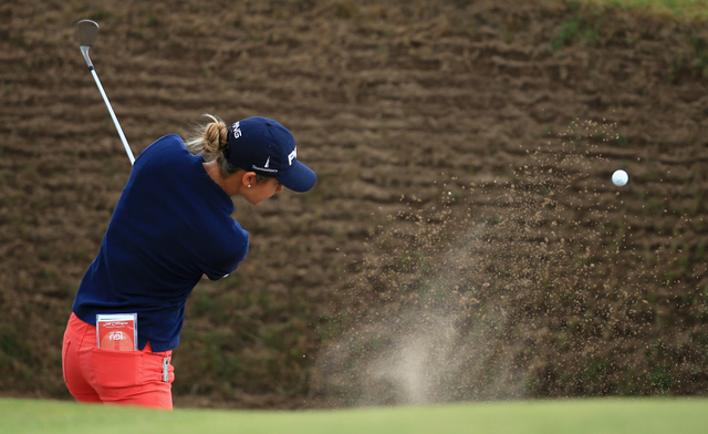 铜墙铁壁照打不误