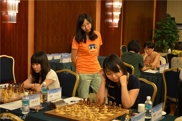 黄茜关注上海队比赛