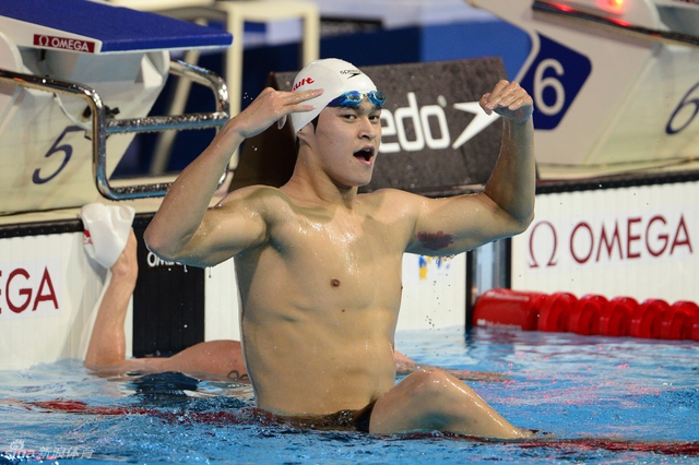 孙杨勇夺1500自金牌