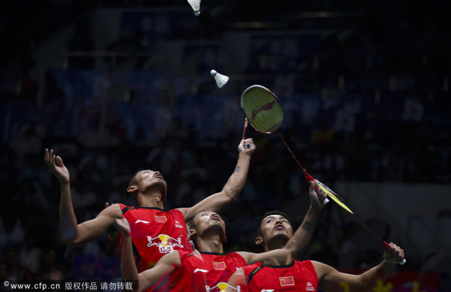 林丹救球分解动作