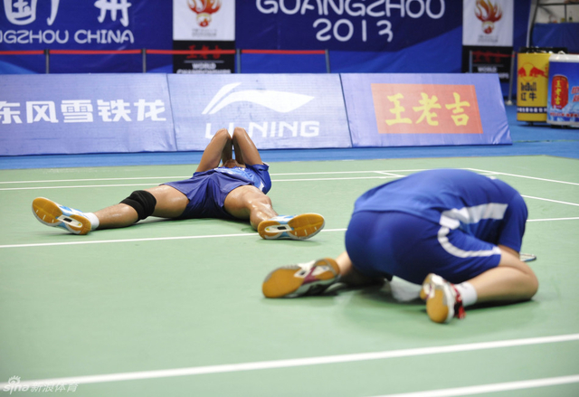 印尼组合喜极而泣