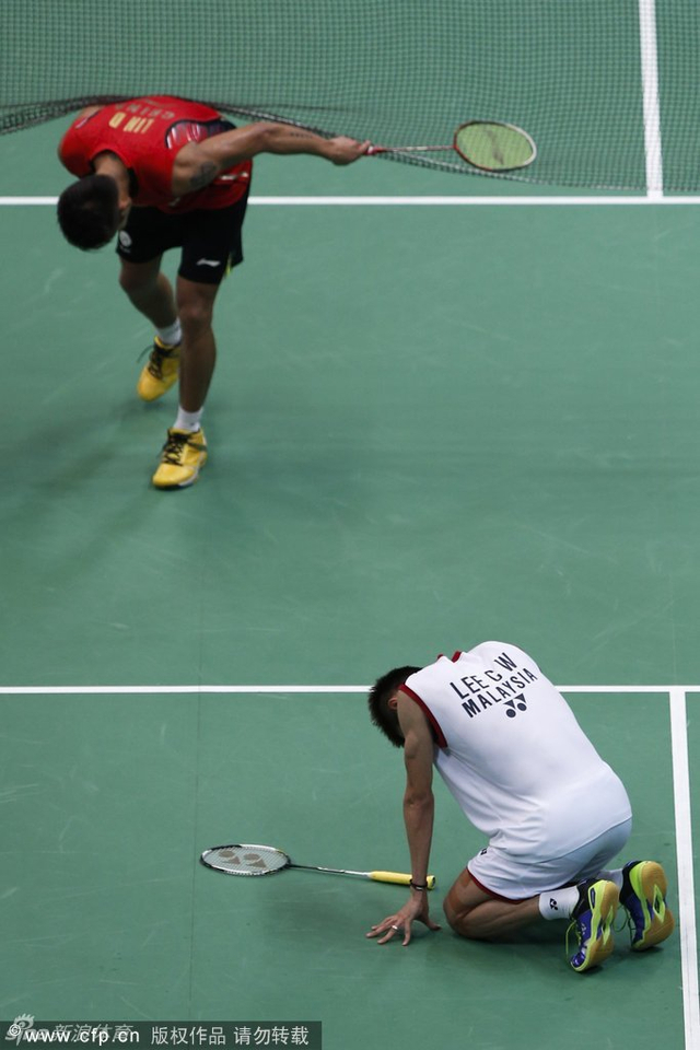 李宗伟放弃比赛