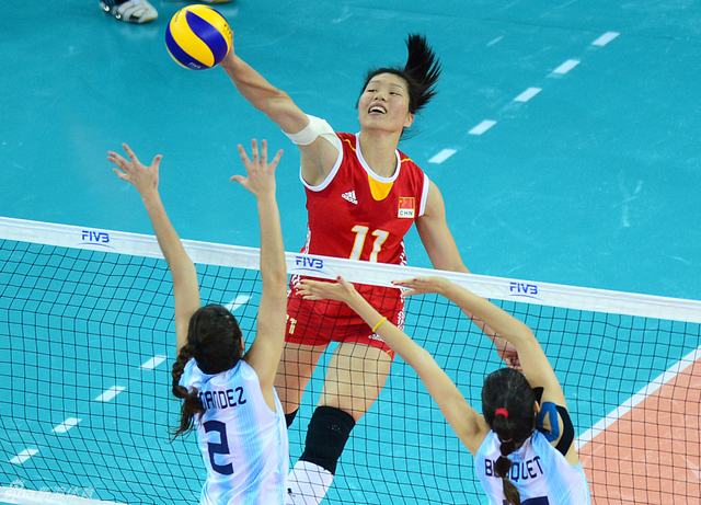 徐云丽以一敌二