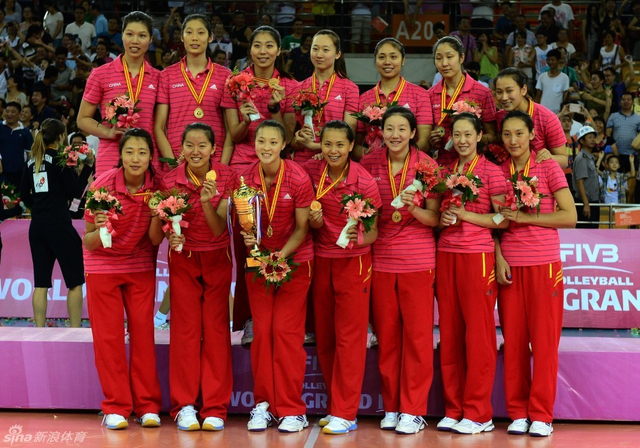 中国女排3-2塞尔维亚