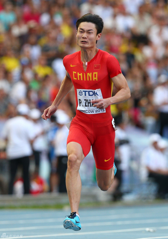 张培萌奋力冲刺