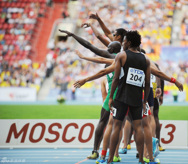 田径场千手观音