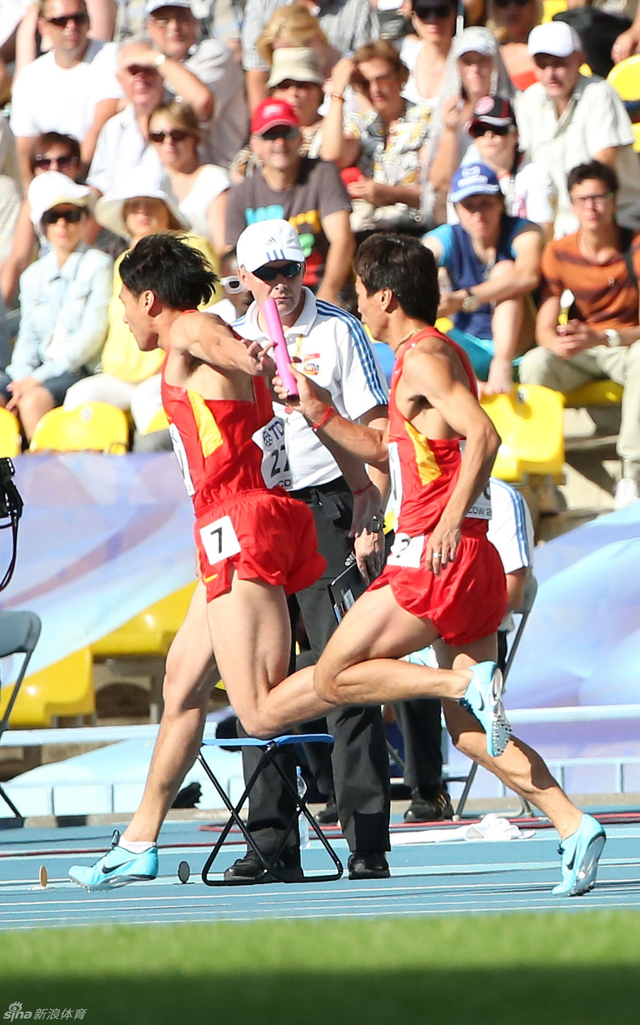 郭凡与梁嘉鸿交接棒