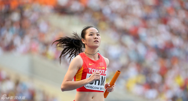 韦永丽全力冲刺