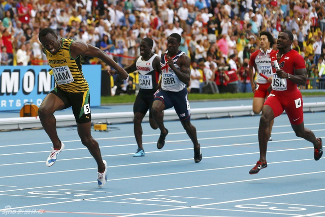 第一个永远是闪电