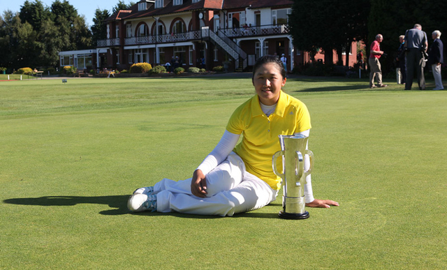 17岁中国选手阎菁