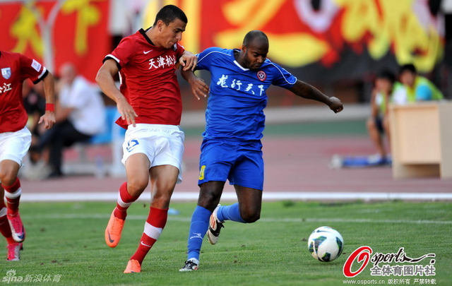 天津松江2-1成都谢菲联