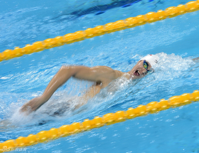 孙杨在比赛中