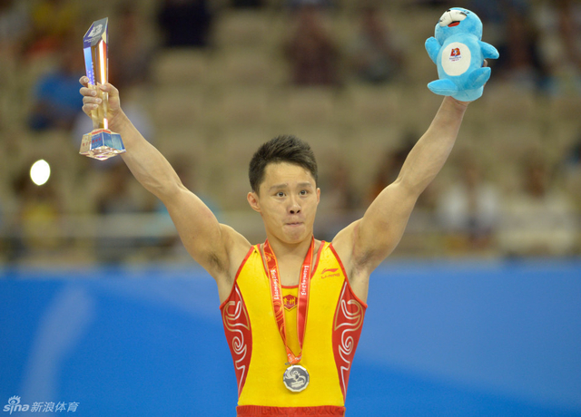 刘榕冰在领奖台上