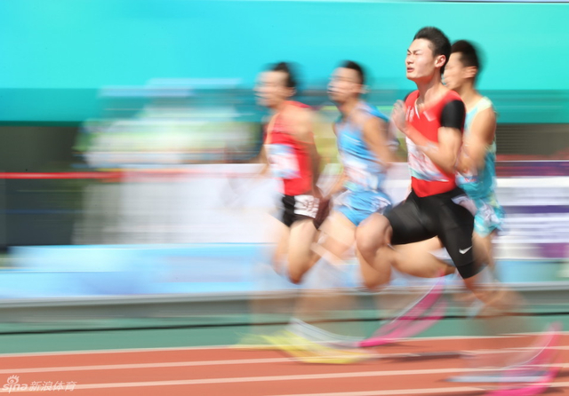 张培萌晋级100米决赛