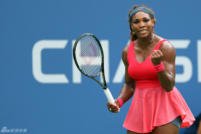 小威握拳庆祝胜利