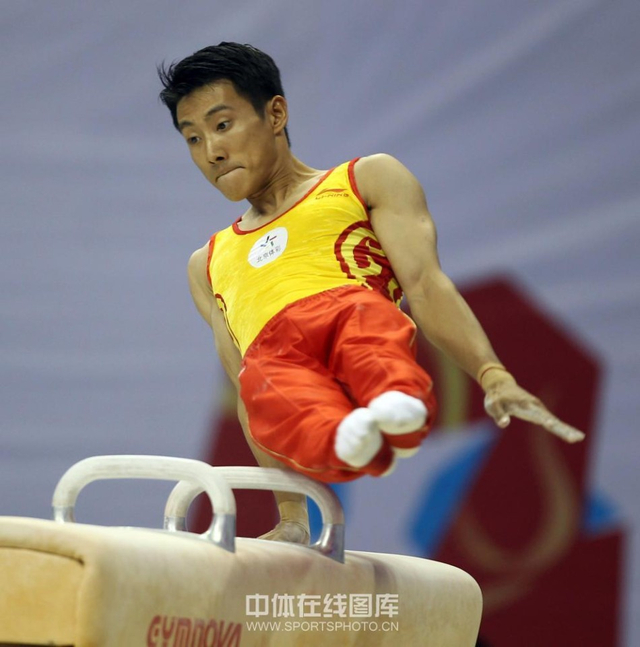 北京体操选手滕海滨