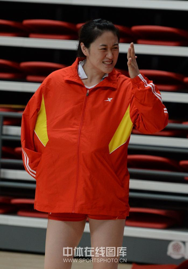 辽宁女排选手刘亚男