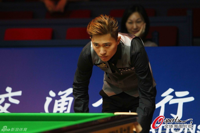 曹宇鹏目光如炬