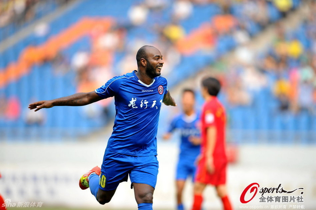 成足布里斯扳平比分