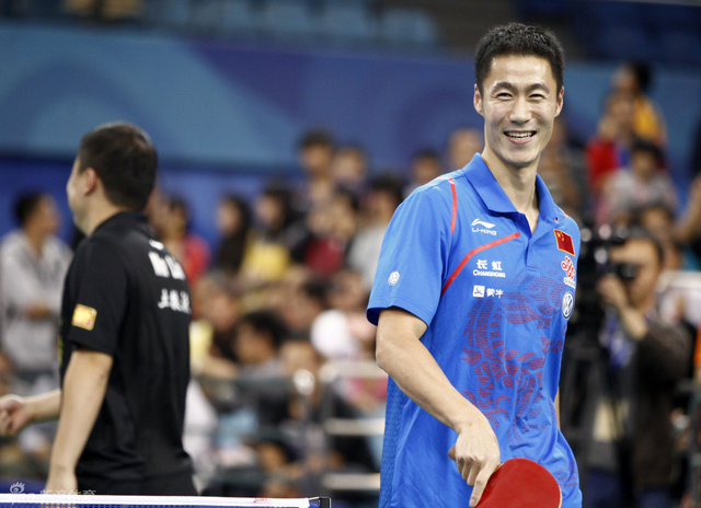 王励勤在球技展示活动中