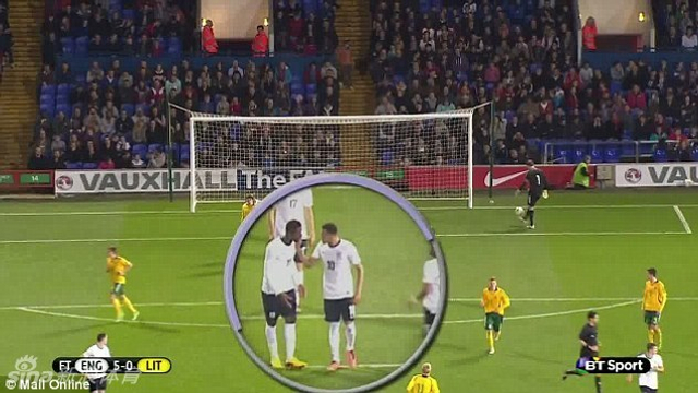 英U21扎哈莫里森争吵