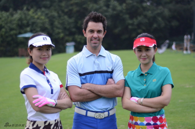 准备进行高尔夫