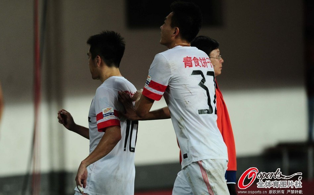 李壮飞被队友劝走