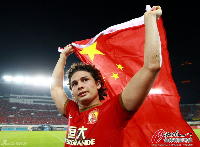 半决赛次回合4-0柏太阳神