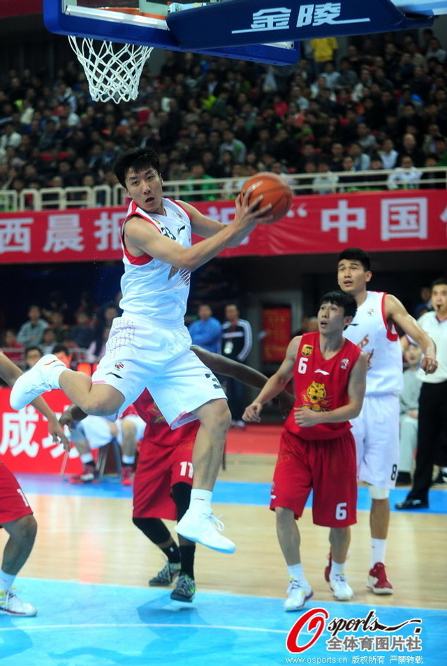 韩硕代表八一出场