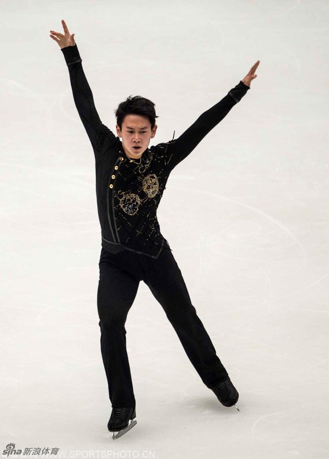 哈萨克斯坦名将丹尼斯