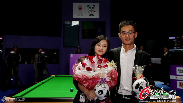 斯诺克赛现浪漫求婚