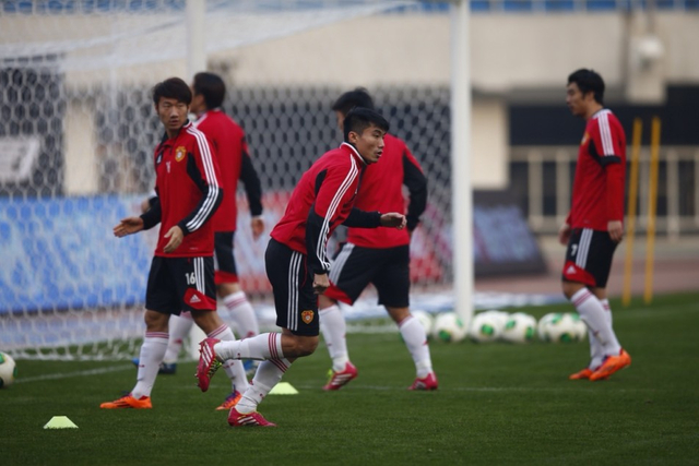 新浪直击国足备战沙特