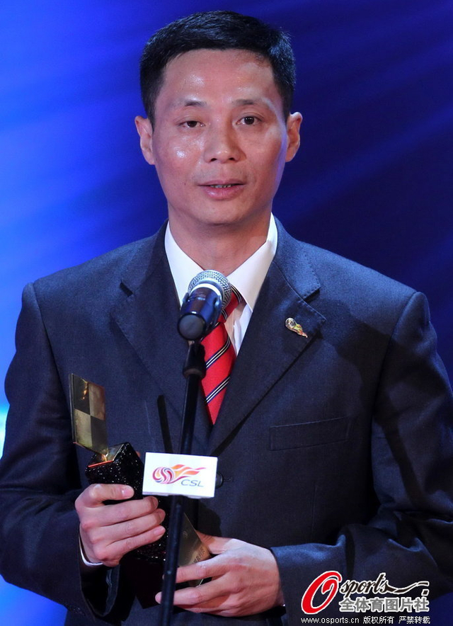 霍伟明荣获最佳助理裁判