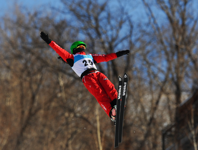 李妮娜空中动作优美
