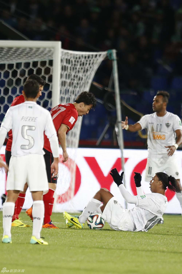 赵旭日口中喋喋不休