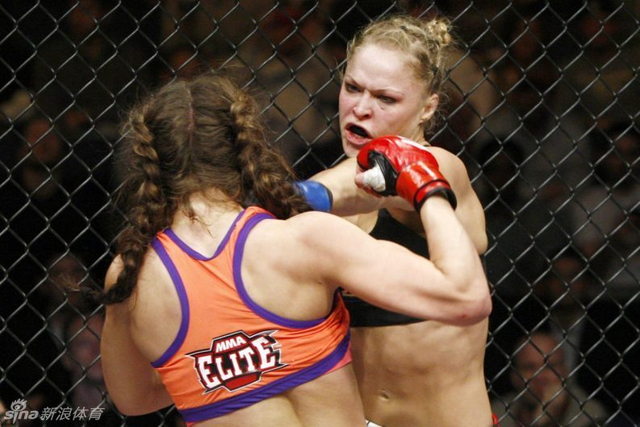 罗西最经典照片 女王演绎完美生涯