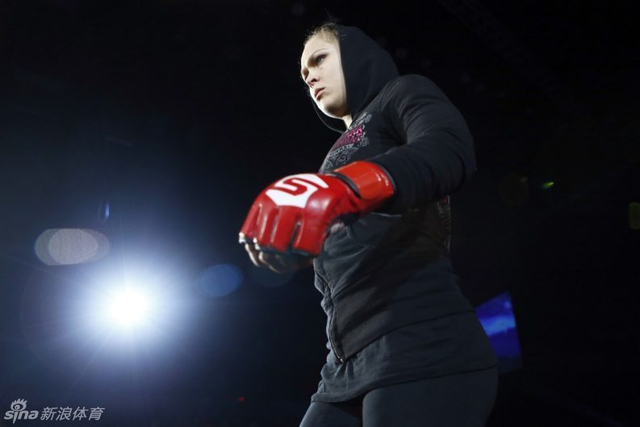 罗西最经典照片 女王演绎完美生涯