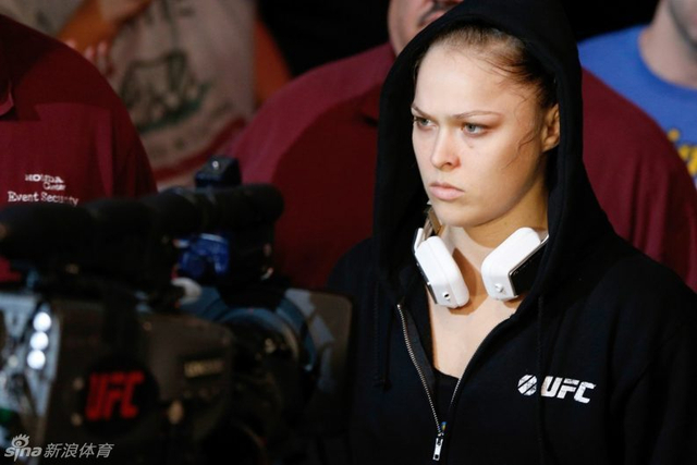 罗西最经典照片 女王演绎完美生涯