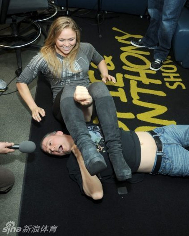 罗西最经典照片 女王演绎完美生涯